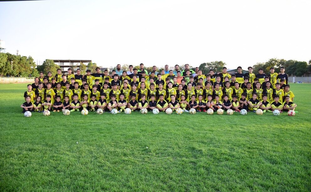 مدرسه فوتبال شهباز طلایی زنجان